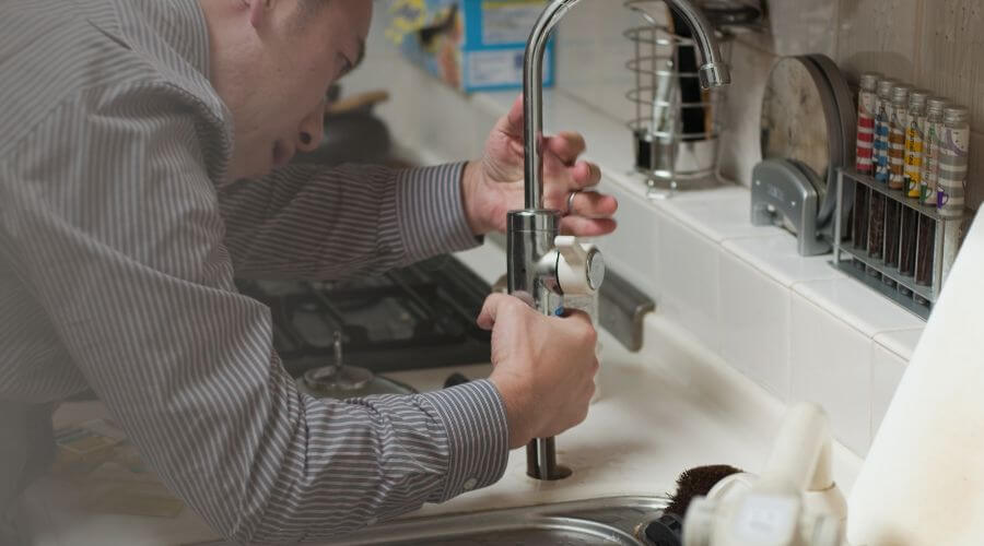 Local annual plumbing maintenance in Lawndale, IL